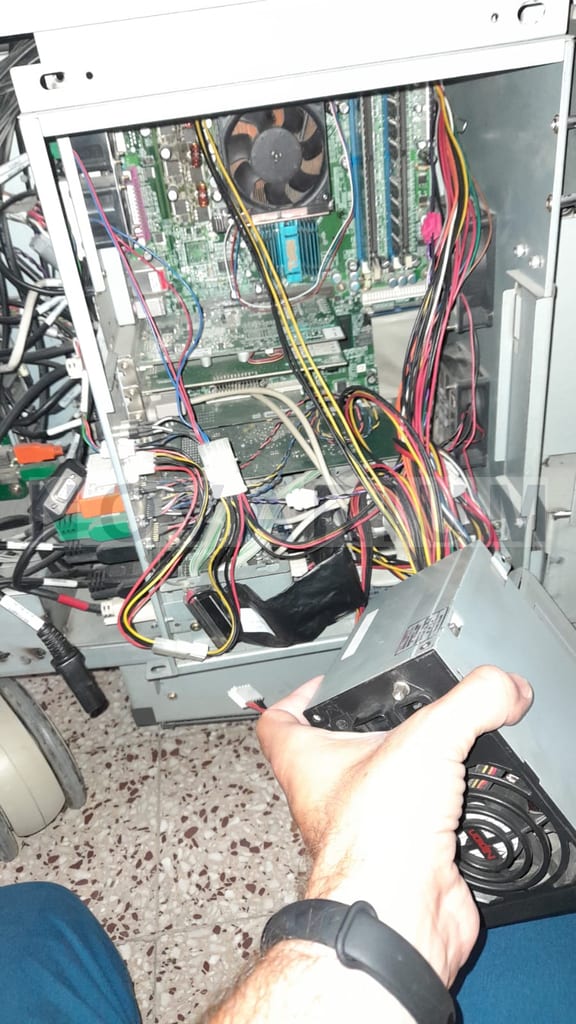 GE 5193181 - BECOMP3-F LCD (1).jpg