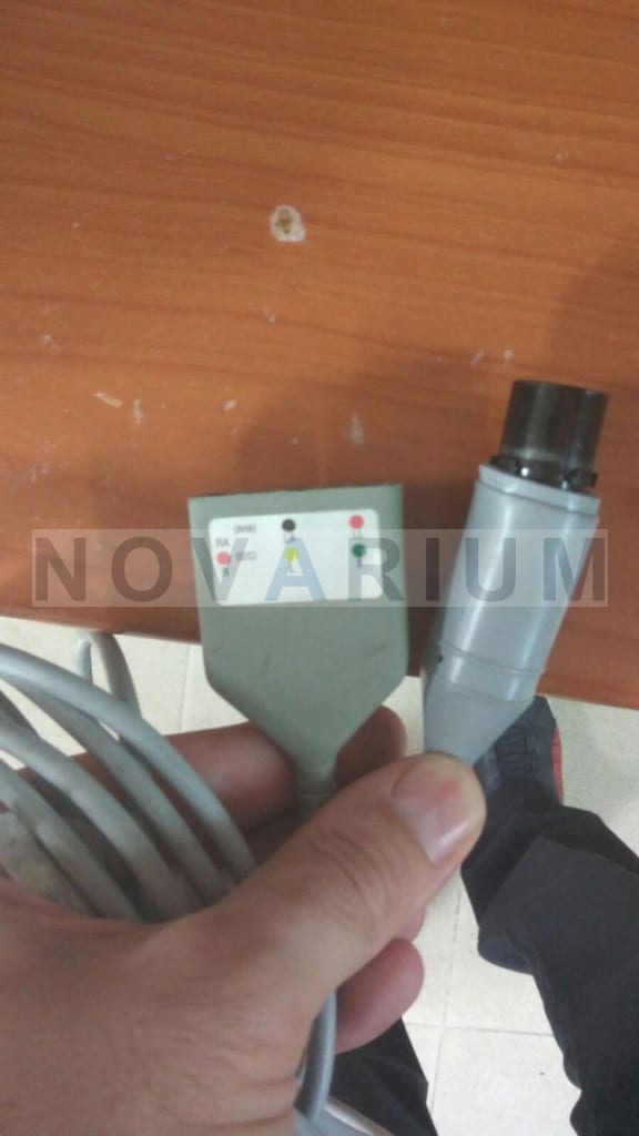 Philips M1510A - 3 Leads ECG Cable, same connector as new model M1669A (2)  - Envisor.jpg
