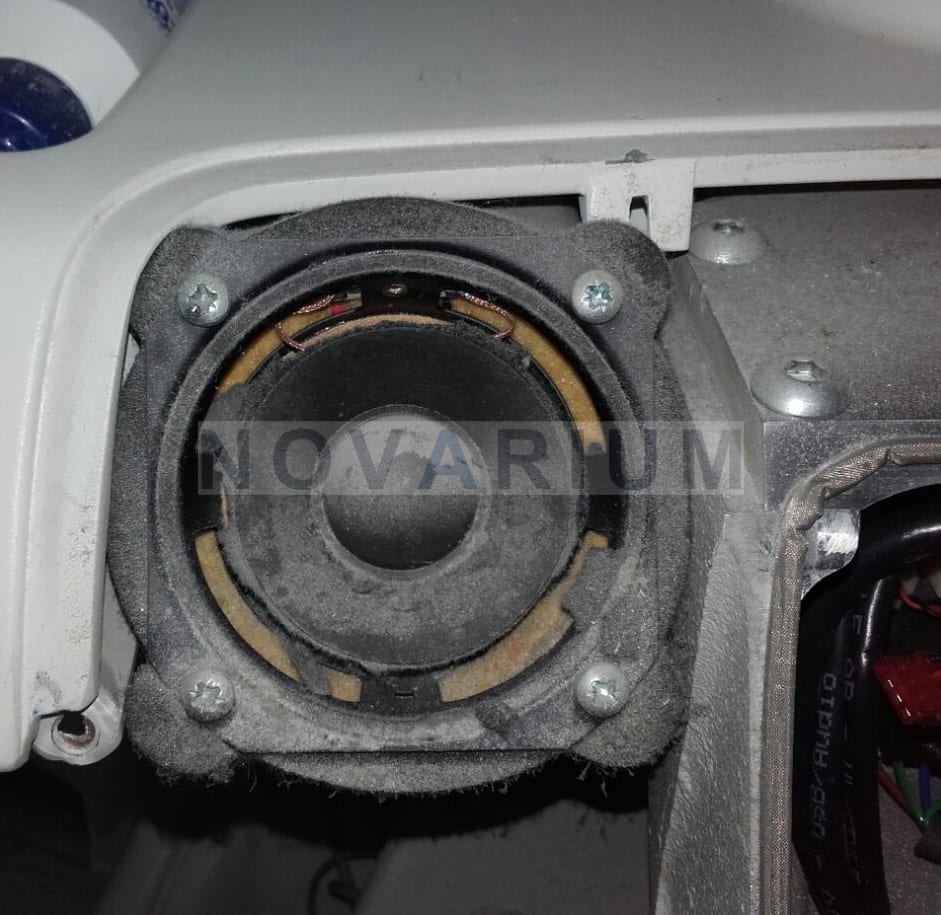 GE FB200309  Loudspeaker Left and Right assy.jpg