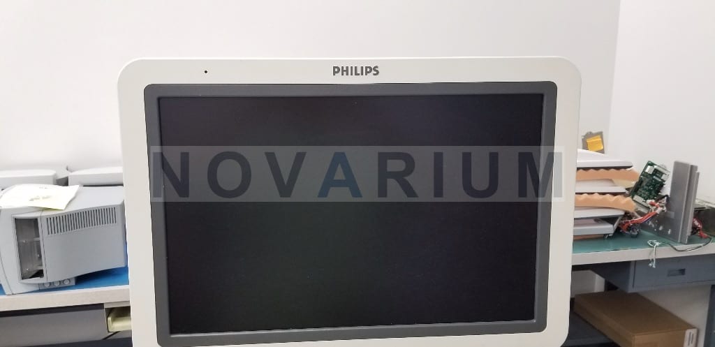 Philips 4535-612-94051 - LCD Monitor 20 (3).jpg