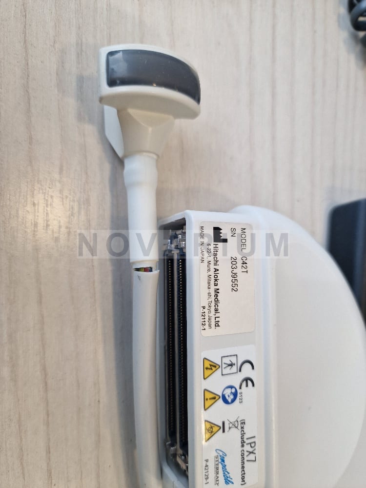 Hitachi C42T.jpg