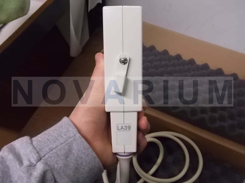 GE LA39 SN-742798YM2 007.jpg