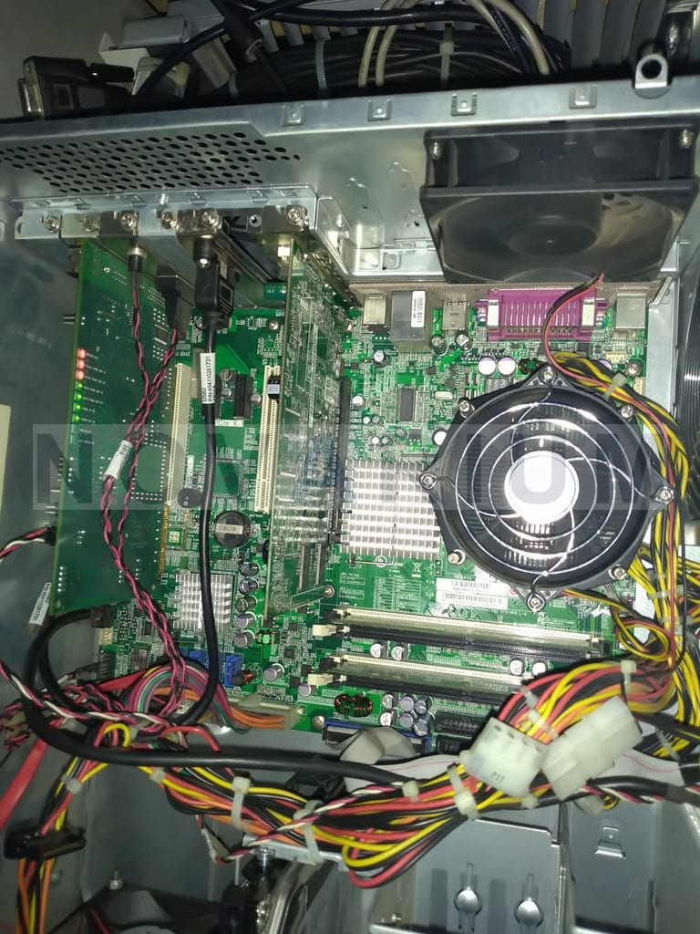Philips RB1W03-352-0 - RB945G ATX Board (3).jpg