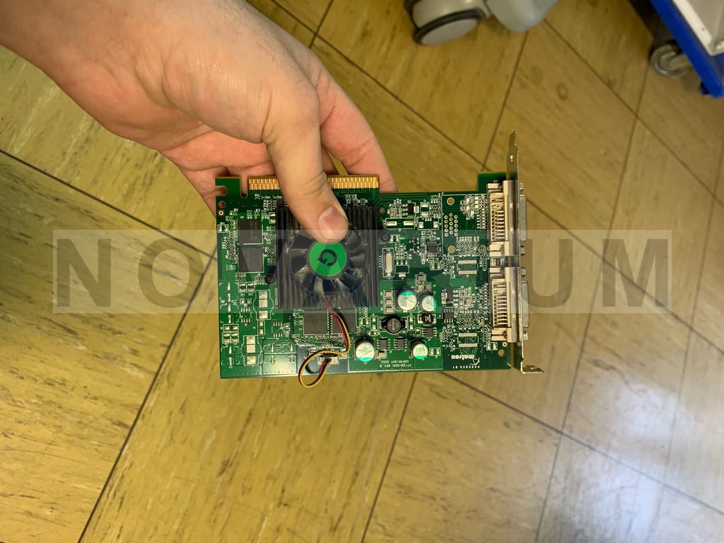 GE F7129-0001 - Video Card (2).jpeg