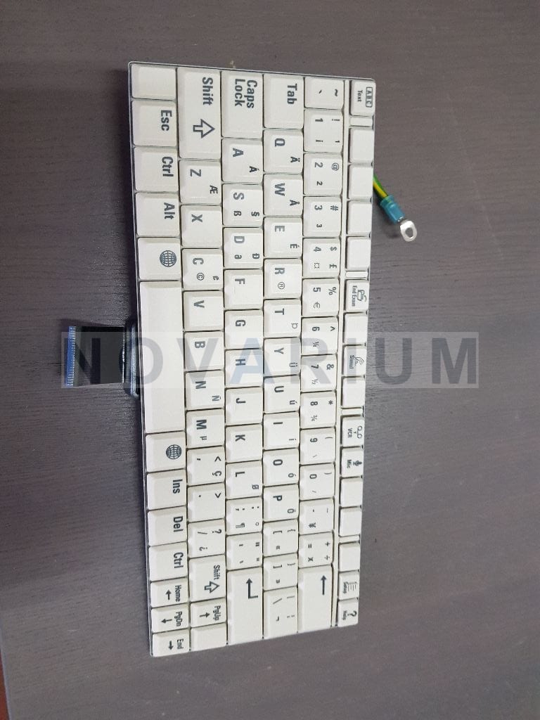Philips 4535-614-53691 - Keyboard.jpg