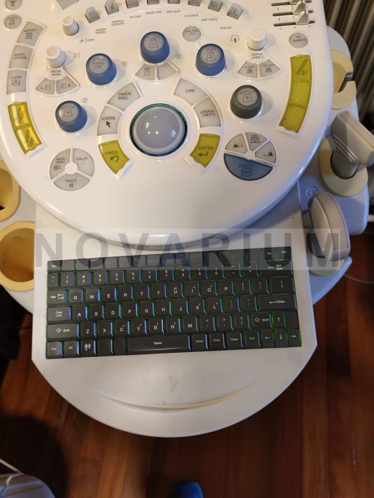 Hitachi Alphanumeric Keyboard.jpg